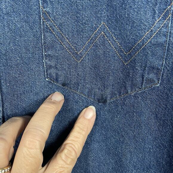 Vtg Wrangler 80s Pearl Snap Western Denim Shirt Men 17.5 X 34 X-Long Tails USA - Picture 8 of 13